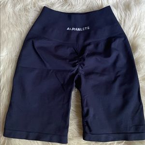 ALPHALETE AMPLIFY BIKER SHORT
